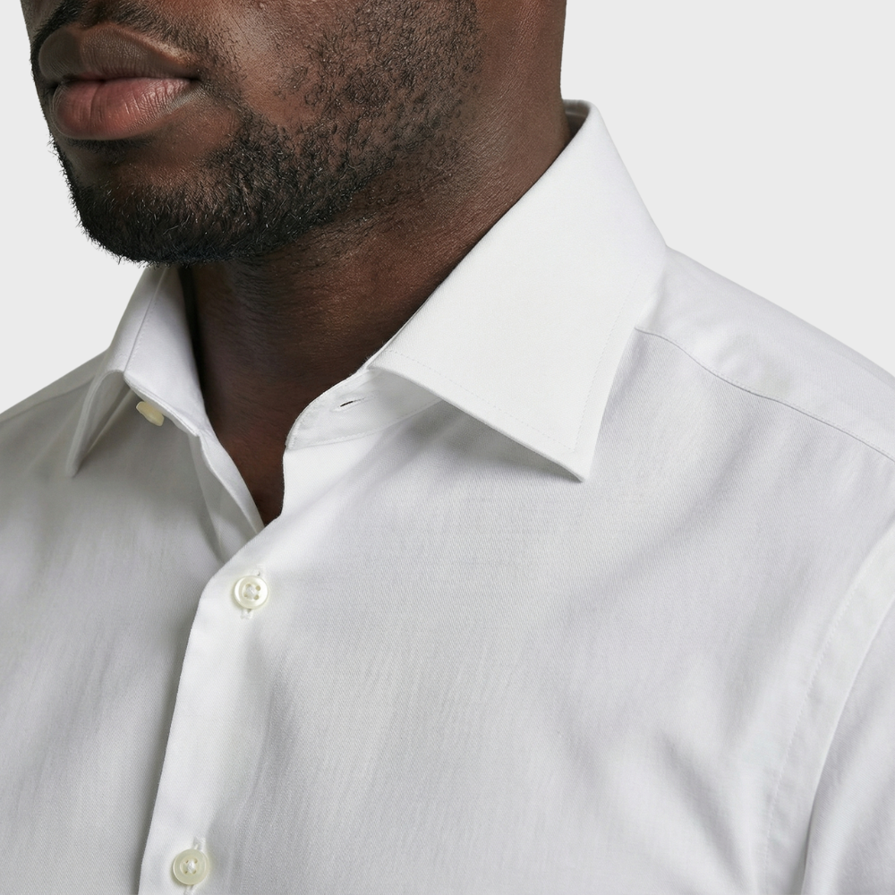 Hemd mit langem Kragen