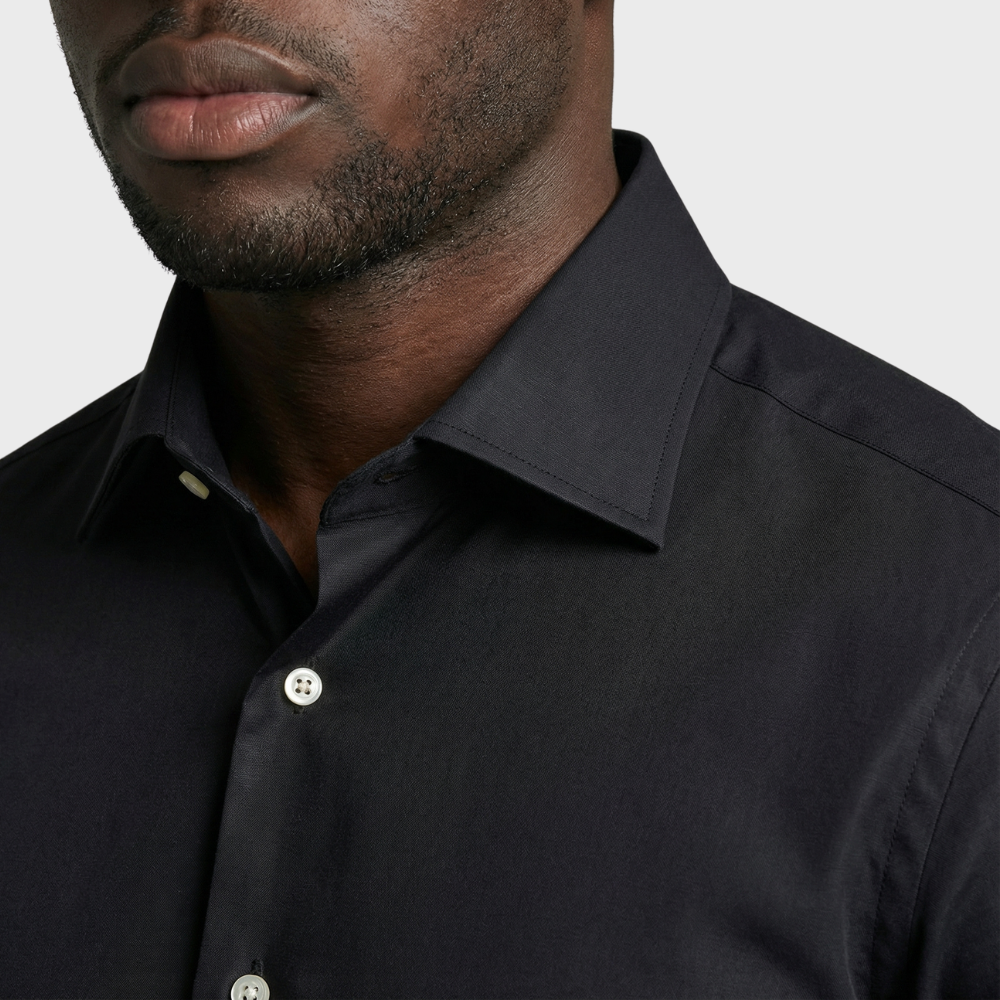 Hemd mit langem Kragen